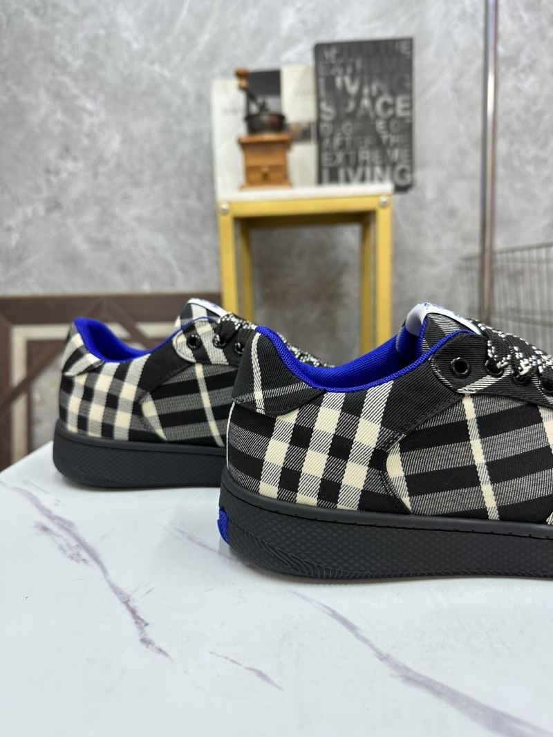 Burberry Low Shoes